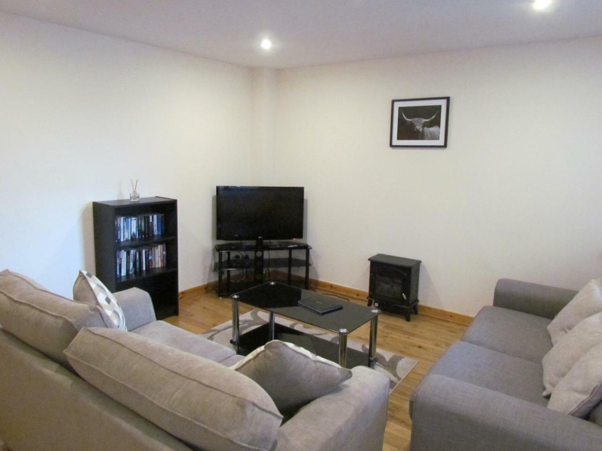 Farraline Court Apartment Inverness Luaran gambar